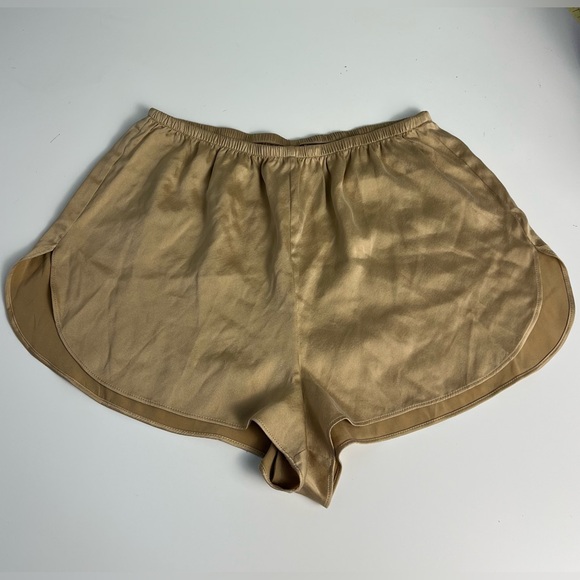 🍾 SKIMS Silk Pajama Shorts | Size XXS | Champagne Gold - Picture 2 of 5
